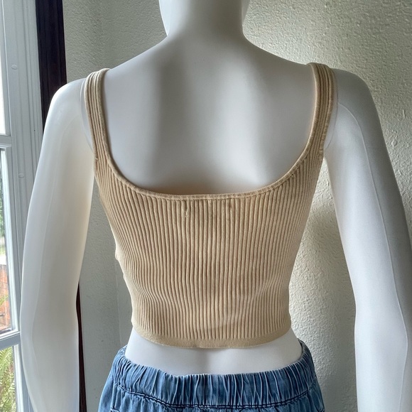 H&M ribbed knit cropped tank - Picture 7 of 9